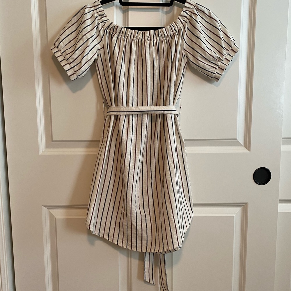 Honey Punch Striped Off the Shoulder Shirtdress - Picture 4 of 6